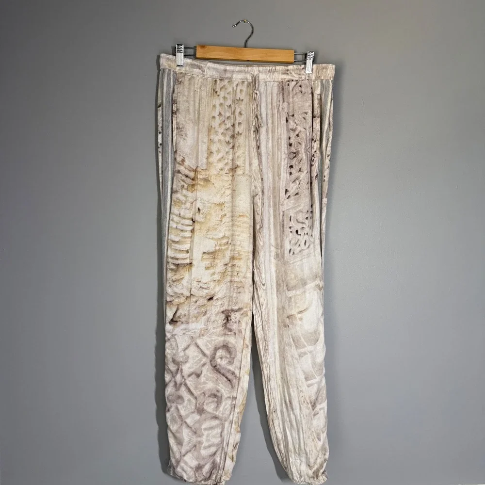 Anthropologie Tiny for Saturday Sunday Women Jogger Pants L Beige Brown Abstract